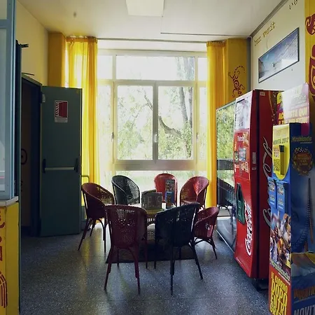 Dante אכסניה ראבנה