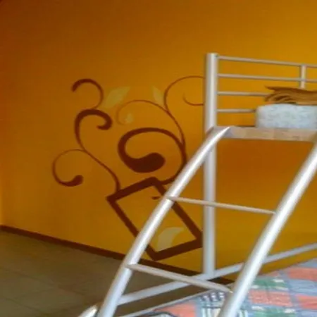 אכסניה Dante ראבנה